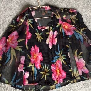 Women’s blouse and tank